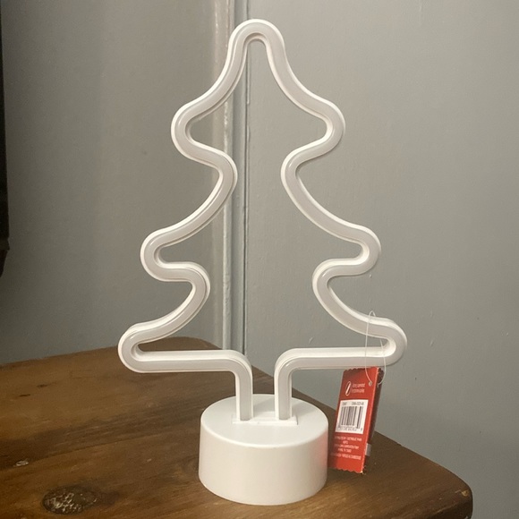 NWT 11” Battery Operated LED Light Up Neon Green Christmas Tree Decoration Light - Picture 4 of 14